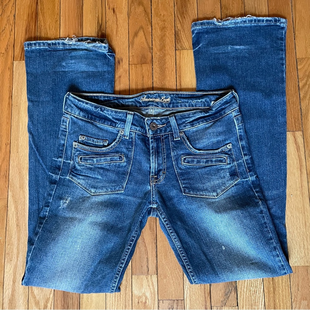 Vintage distressed American Eagle flared jeans